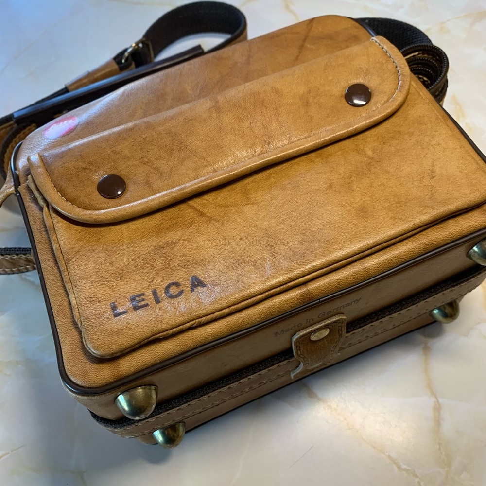 Leica Leitz Vintage German Camera Bag! Authentic Leather and Brass Hardware!